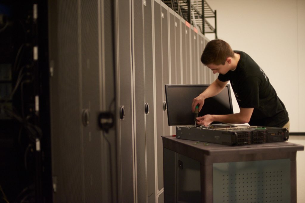 24/7/365 техніки рівня 3 на місці